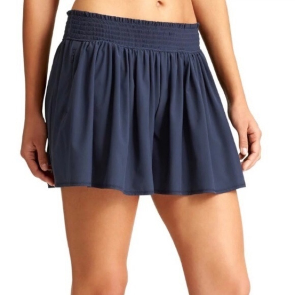 Athleta flowy neon shorts